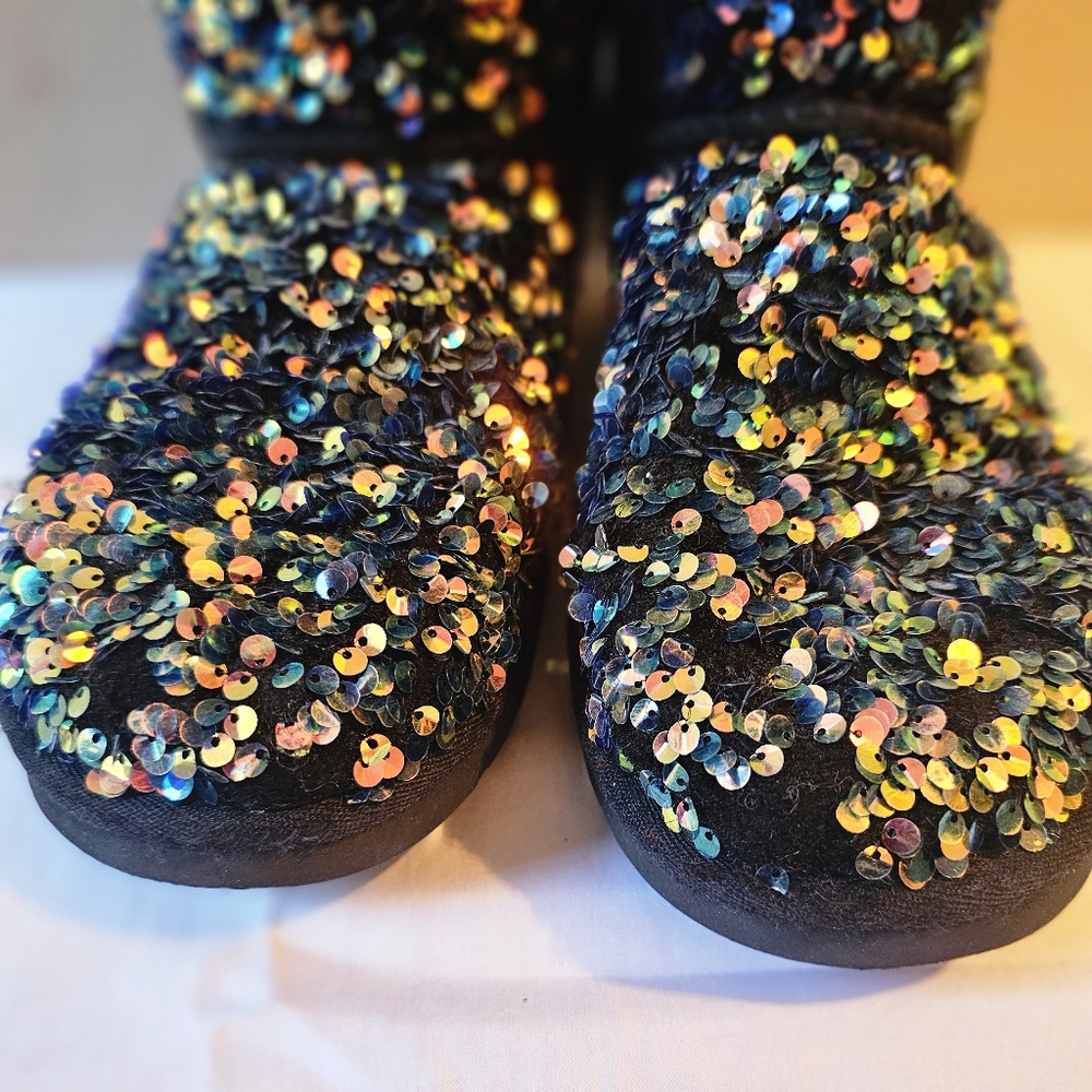 UGG boots - Picture 6 of 11